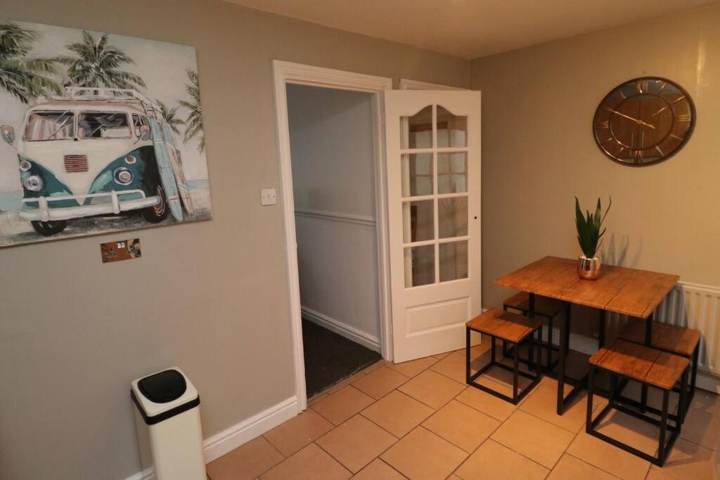 Cosy Two Bedroom Holiday home